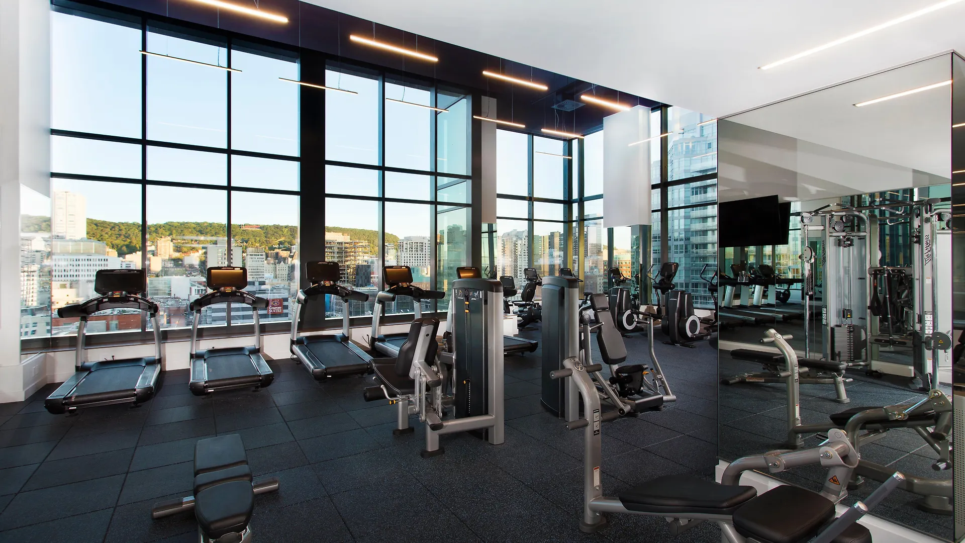 ****  Holiday Inn Hotel & Suites - Montreal Centre-Ville Ouest By Ihg Canada