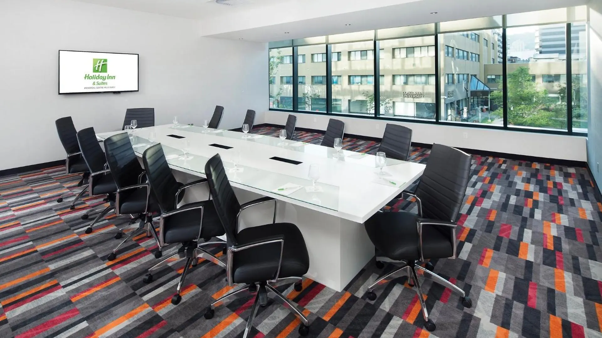 Holiday Inn Hotel & Suites - Montreal Centre-Ville Ouest By Ihg