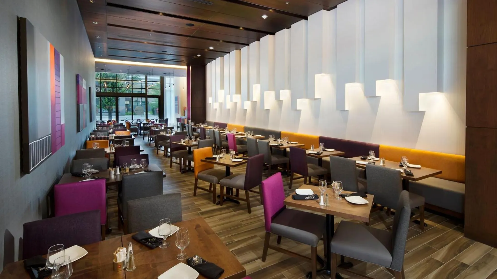 ****  Holiday Inn Hotel & Suites - Montreal Centre-Ville Ouest By Ihg Canada