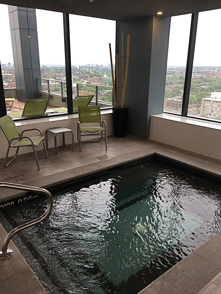 Holiday Inn Hotel & Suites - Montreal Centre-Ville Ouest By Ihg 4*,