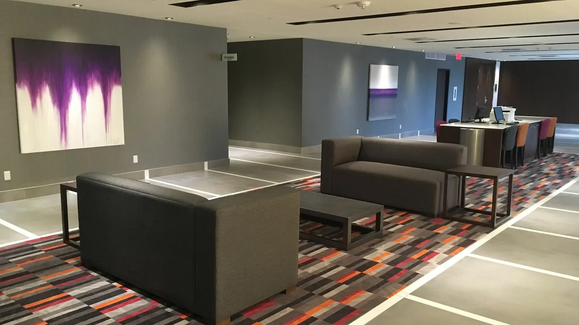 Holiday Inn Hotel & Suites - Montreal Centre-Ville Ouest By Ihg