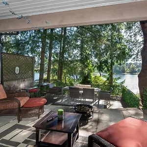  Holiday home Willow - Lakeside Retreat Canada